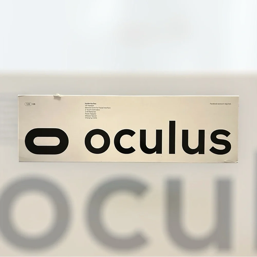 Oculus White Standalone VR Headset with Touch Controllers